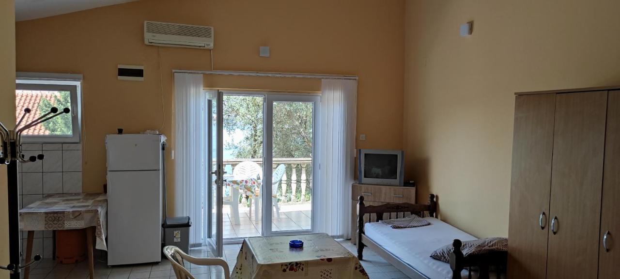 Apartmani Jovanovic Luštica Exterior foto