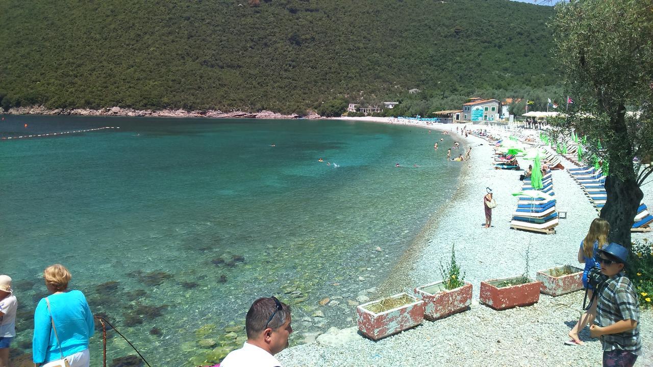 Apartmani Jovanovic Luštica Exterior foto